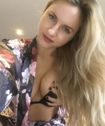 Анкета проститутки Христина - город Каменномостское, 28 лет, №10754